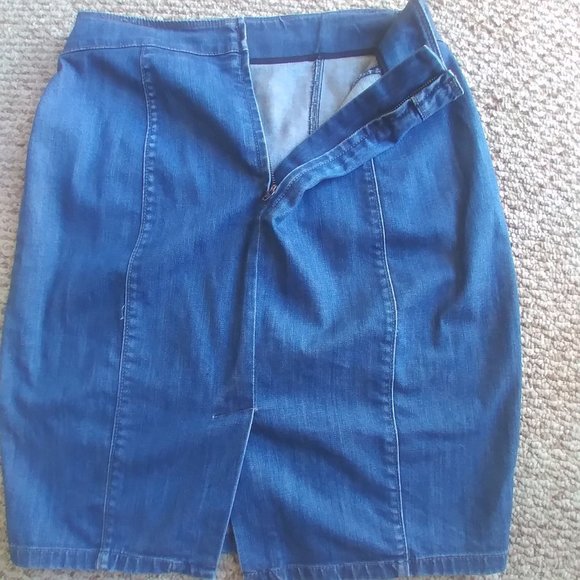 Ann Taylor jeans Skirt size 10 - Picture 4 of 6